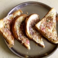 A picture of Chilli egg toast.