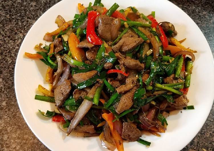 Recipe of Speedy Sautéd pork liver with chives