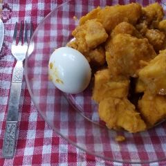 Porridge yam and hard boiled egg A picture of Porridge yam and hard boiled egg.