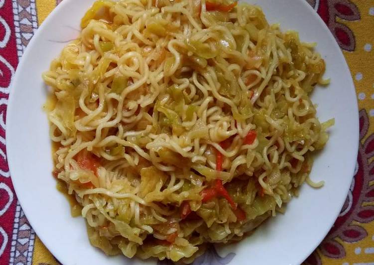 Indian tadka vegetable noodles
