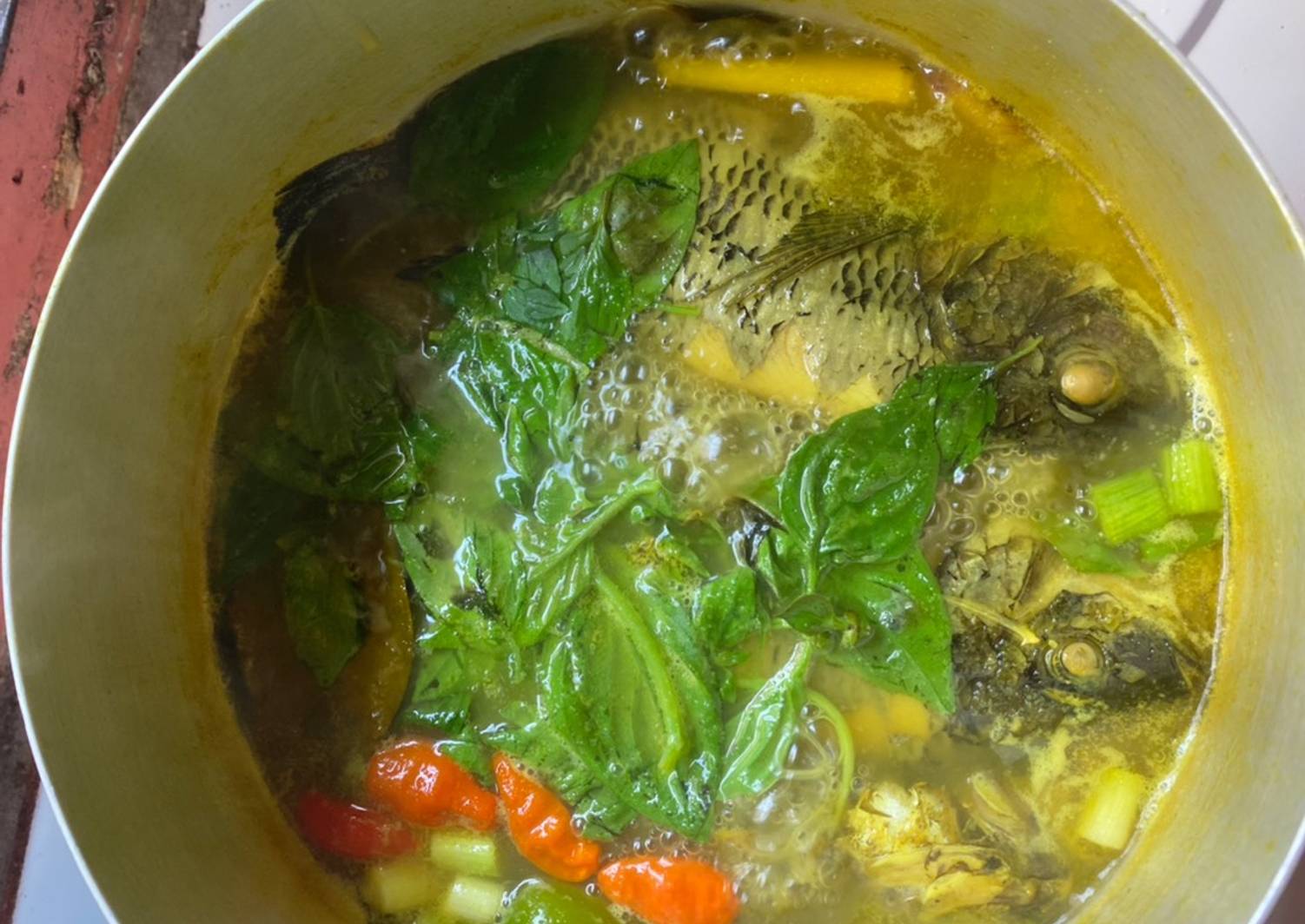 Resep 6. Pindang Ikan Mujair Asam Pedas Gurih oleh Citra Dewi - Cookpad