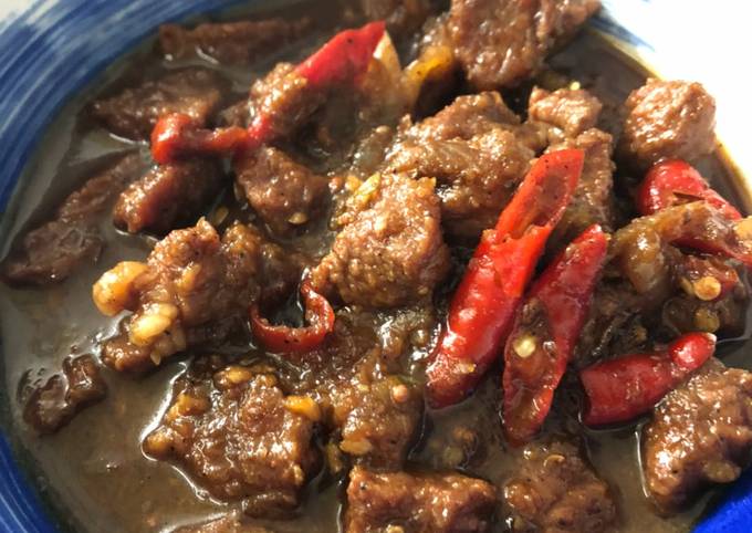 Resep Semur Daging Sapi Empuk Anti Gagal