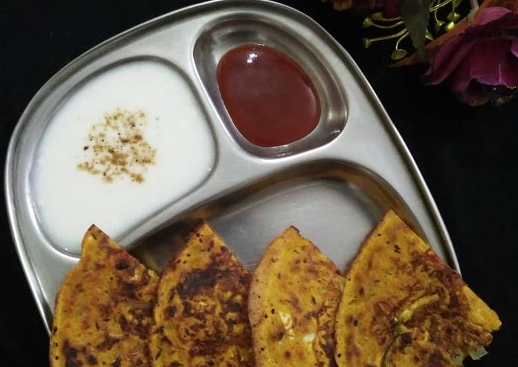 Besan Sooji Vegetable Cheela