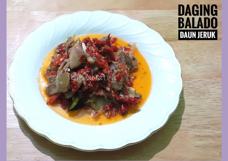 Resep Daging Balado Daun Jeruk oleh indah ratika - Cookpad