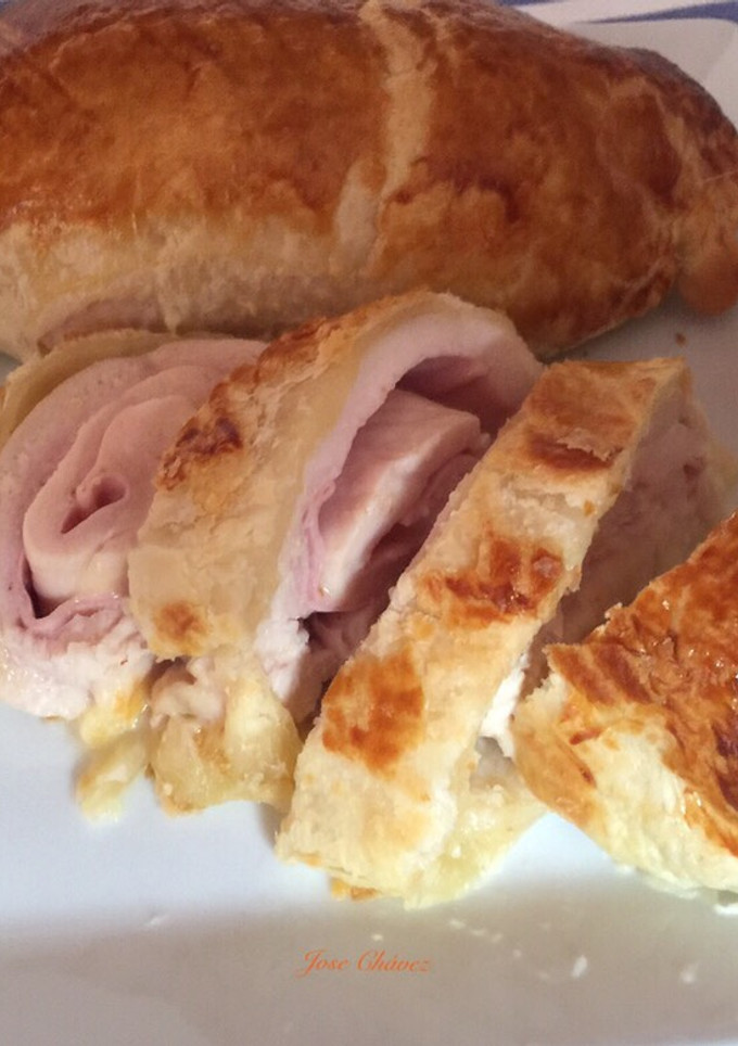Una foto de Hojaldre de Pollo o Pollo a la Wellington