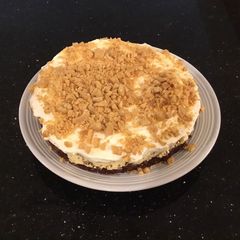 A picture of French Vanilla Coffee Cream Torte With Coffee Crunch Topping.