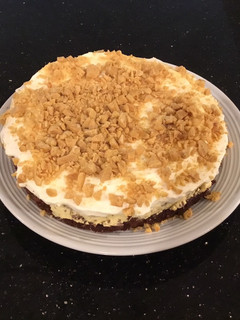 A picture of French Vanilla Coffee Cream Torte With Coffee Crunch Topping.