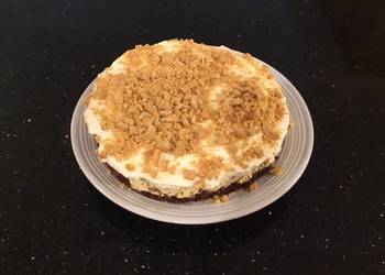 How to Prepare Tasty French Vanilla Coffee Cream Torte With Coffee Crunch Topping
