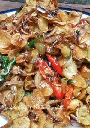 Foto resep Oseng Teri Kentang