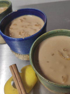 Una foto de Arroz con leche y dulce de leche en panificadora (Silvercrest)