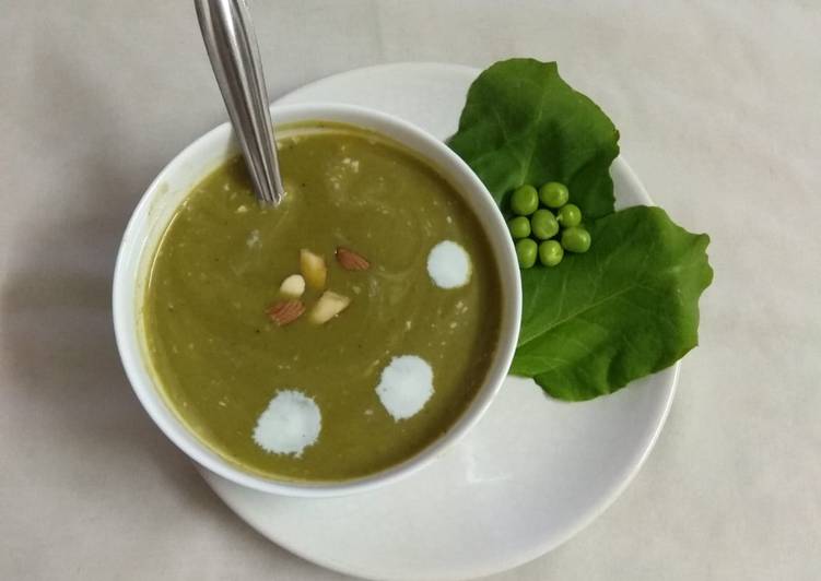 creamy mutter spinach soup recipe main photo