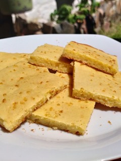 Una foto de Fainá de queso, fácil