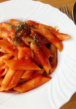 A picture of Simple Penne with Tomato Sauce.