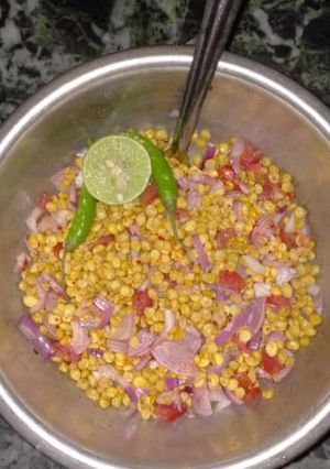 चना दाल नमकीन (Chana dal namkeen recipe in Hindi) रेसिपी मुख्य फोटो