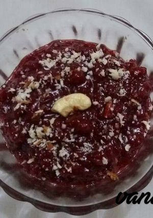 A picture of Beetroot halwa.