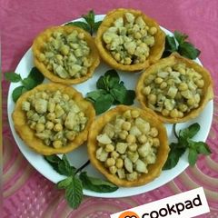 A picture of Katori chana chaat.