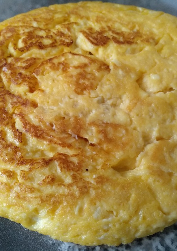 Una foto de Tortilla dulce de calostros