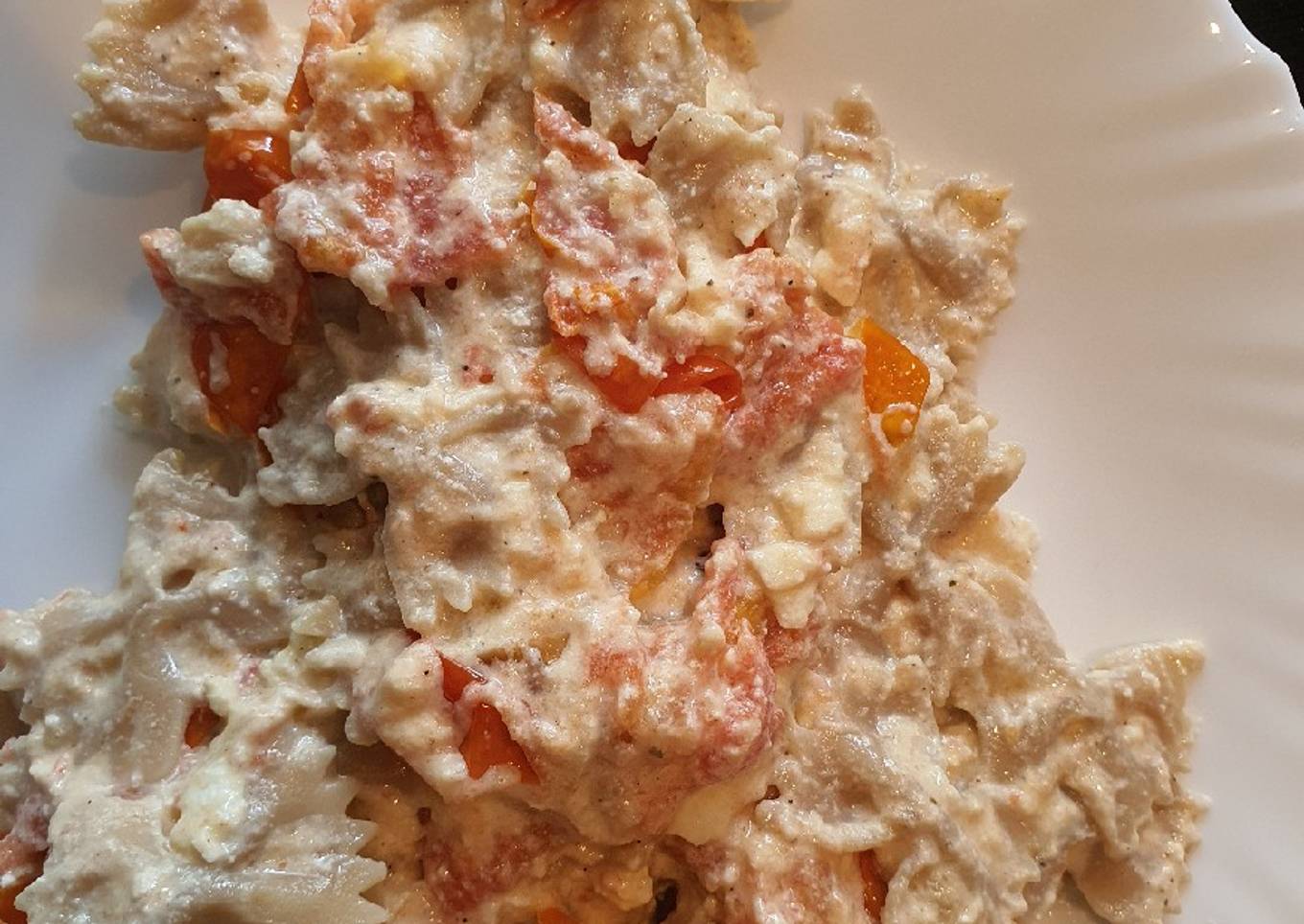 Easiest Way to Prepare Perfect Cherry Tomato and Feta Pasta