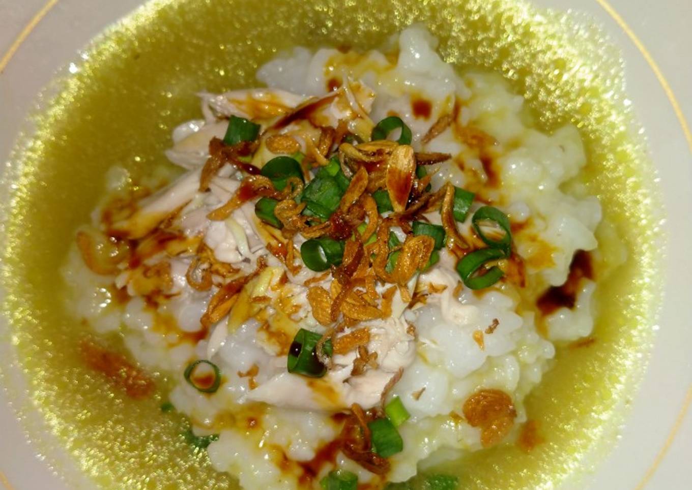 Bubur ayam kuah kuning