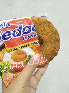 Foto resep Donat indomie kekinian #BikinRamadanBerkesan #pekaninspirasi