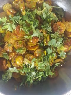 तोंडल्याची भाजी (tondlyachi bhaji recipe in marathi) रेसिपी चे मुख्य फोटो