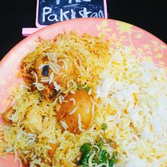 Kachay Gosht Ki Biryani #CookpadApp A picture of Kachay Gosht Ki Biryani #CookpadApp.
