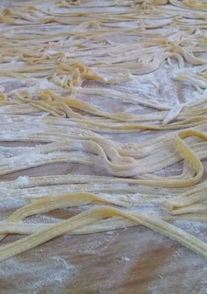 Una foto de Fideos caseros de huevo