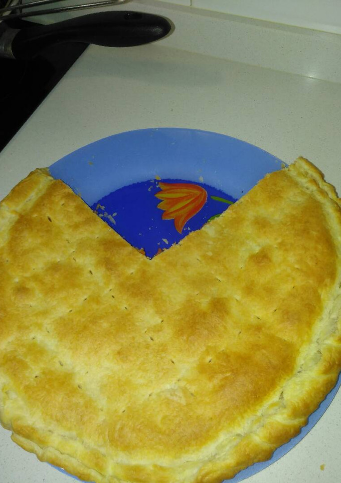 Una foto de Hojaldre relleno de salchichas con 3 quesos