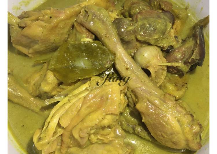 Langkah Mudah untuk Menyiapkan Opor Ayam utk Nasi Liwet yang Sempurna