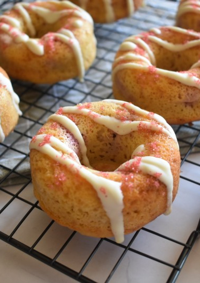 Una foto de Donuts de fresa