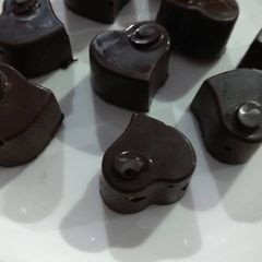 A picture of Dry fruits chocolate.