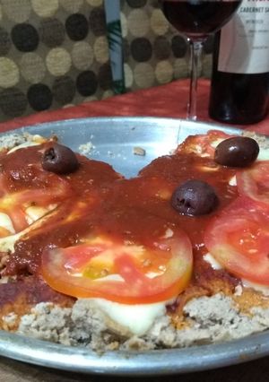 Una foto de Pizza con trigo sarraceno y semillas - Gluten free