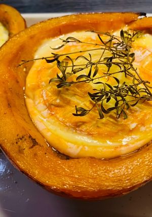 Ofenkäse im Kürbis Rezepthauptbild