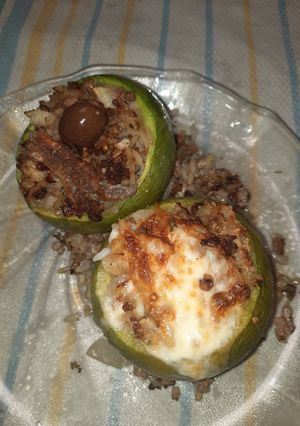 Una foto de Zapallitos rellenos con arroz y carne picada