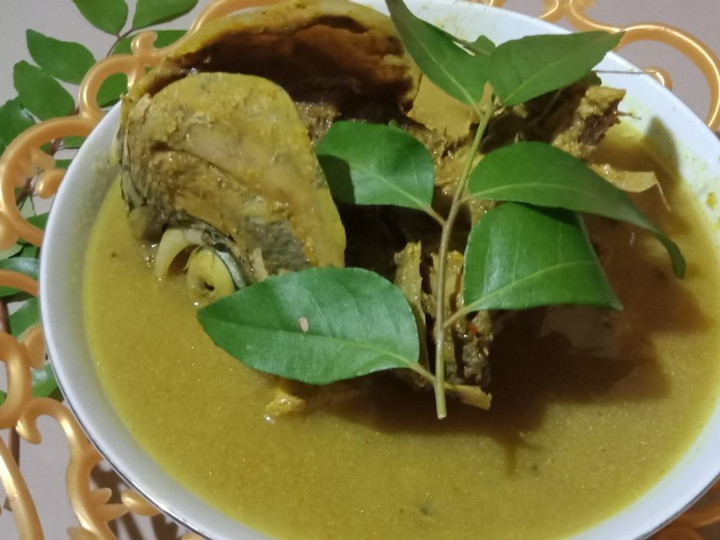 Bagaimana Membuat Masam keueng engkoet suree sisek (asam pedas ikan tongkol) yang Enak