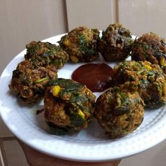 A picture of Corn spinach pakoda.