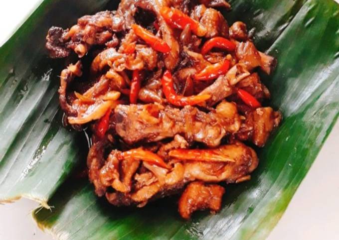 Resep Gongso Tulang dan Kulit Ayam khas Semarang oleh Resep Gongso Tulang dan Kulit Ayam khas Semarang oleh