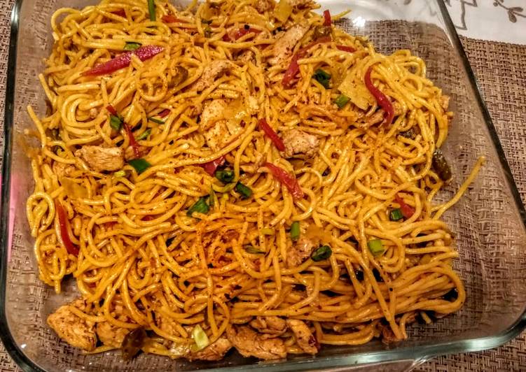 Easiest Way to Prepare Ultimate Restaurant Style Chicken Chowmein