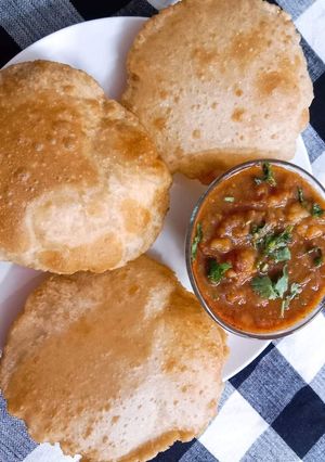 தாபா ஆலூ சப்ஜி(dhaba aloo sabji recipe in tamil) செய்முறை முக்கிய புகைப்படம்