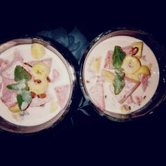 A picture of Yogo fruit.