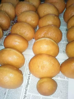 A picture of Round Doughnut.