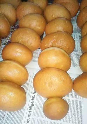 A picture of Round Doughnut.