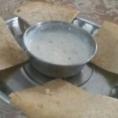 A picture of Uttapam.