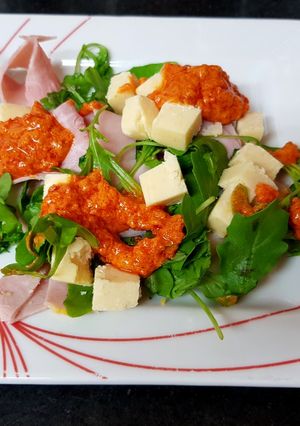 A picture of My Ham, Cheese and Ricotta cheese Pesto. 😍.