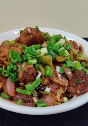 ડ્રાય મંચુરિયન (Dry Manchurian Recipe In Gujarati) રેસીપી મુખ્ય ફોટો