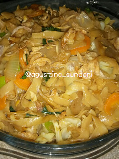 Foto resep 16. Kwetiaw Goreng