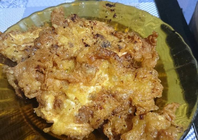 Langkah Mudah untuk Membuat Kol goreng lapis telur yang Menggugah Selera