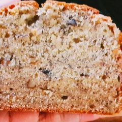 A picture of Banana walnut cake.