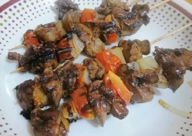 Recipe of Any-night-of-the-week Chicken Liver Kebabs 🍢