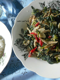 Foto resep Tumis Daun Pepaya Teri